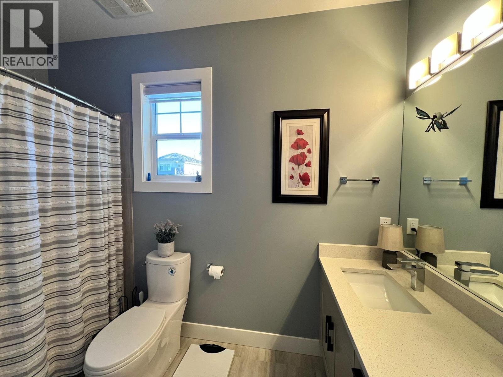 3369 Hawks Crescent - 40