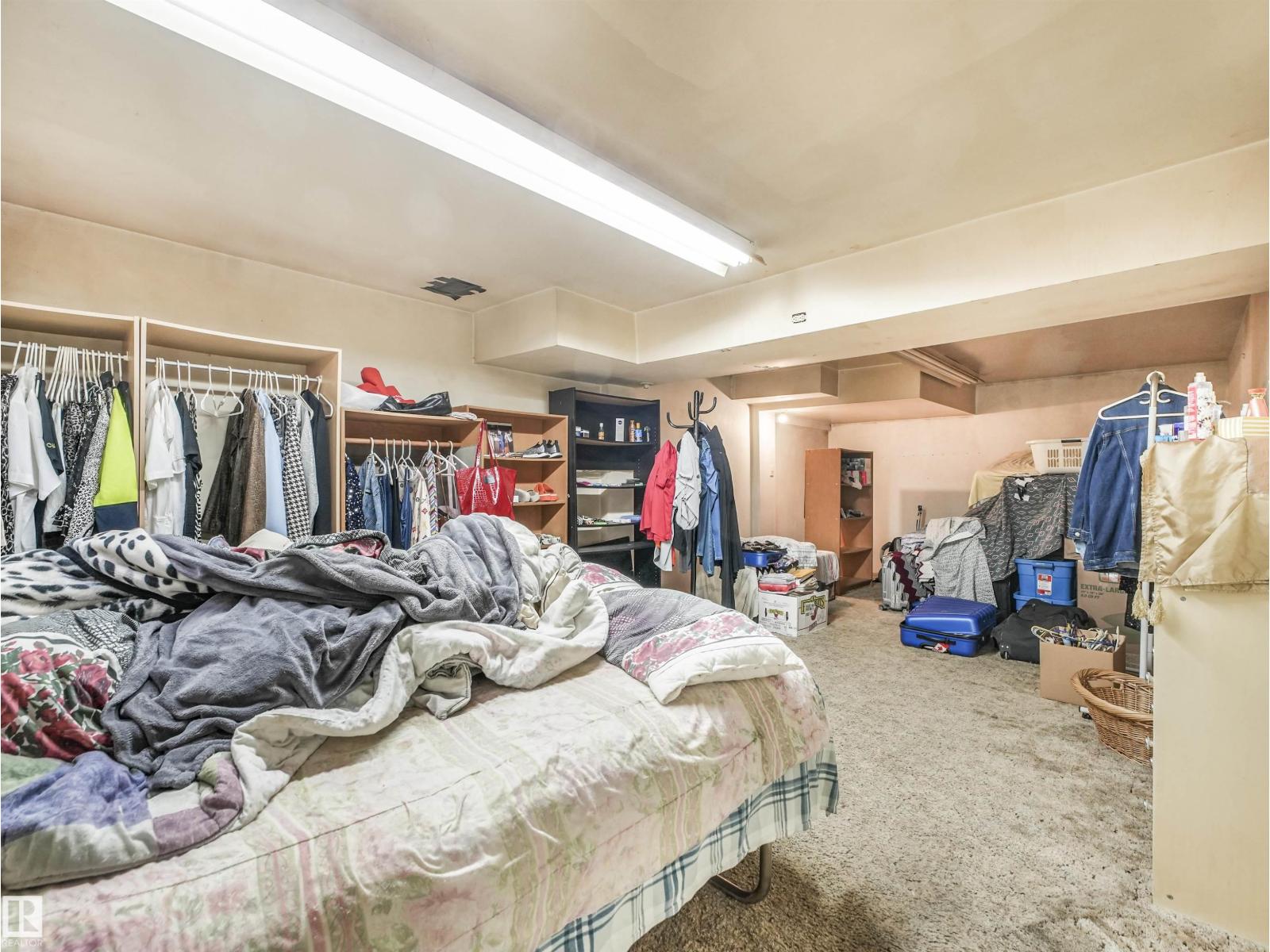 8608 137Ave AV NW, Edmonton