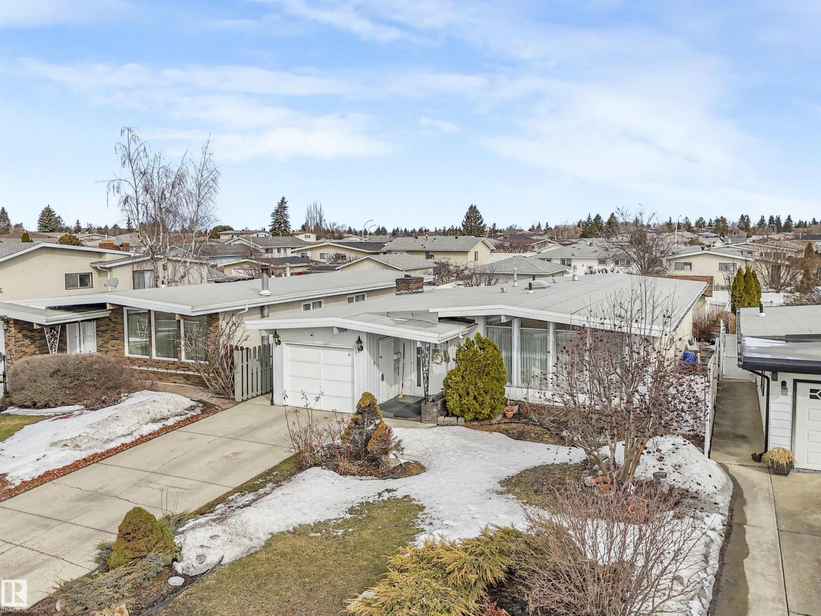 8608 137Ave AV NW, Edmonton