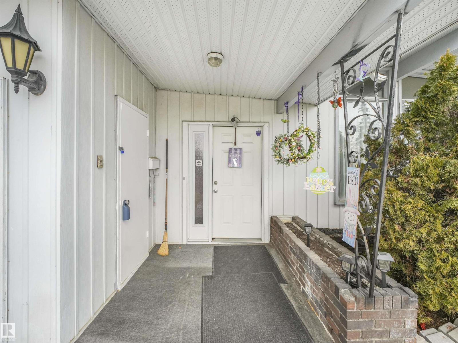 8608 137Ave AV NW, Edmonton