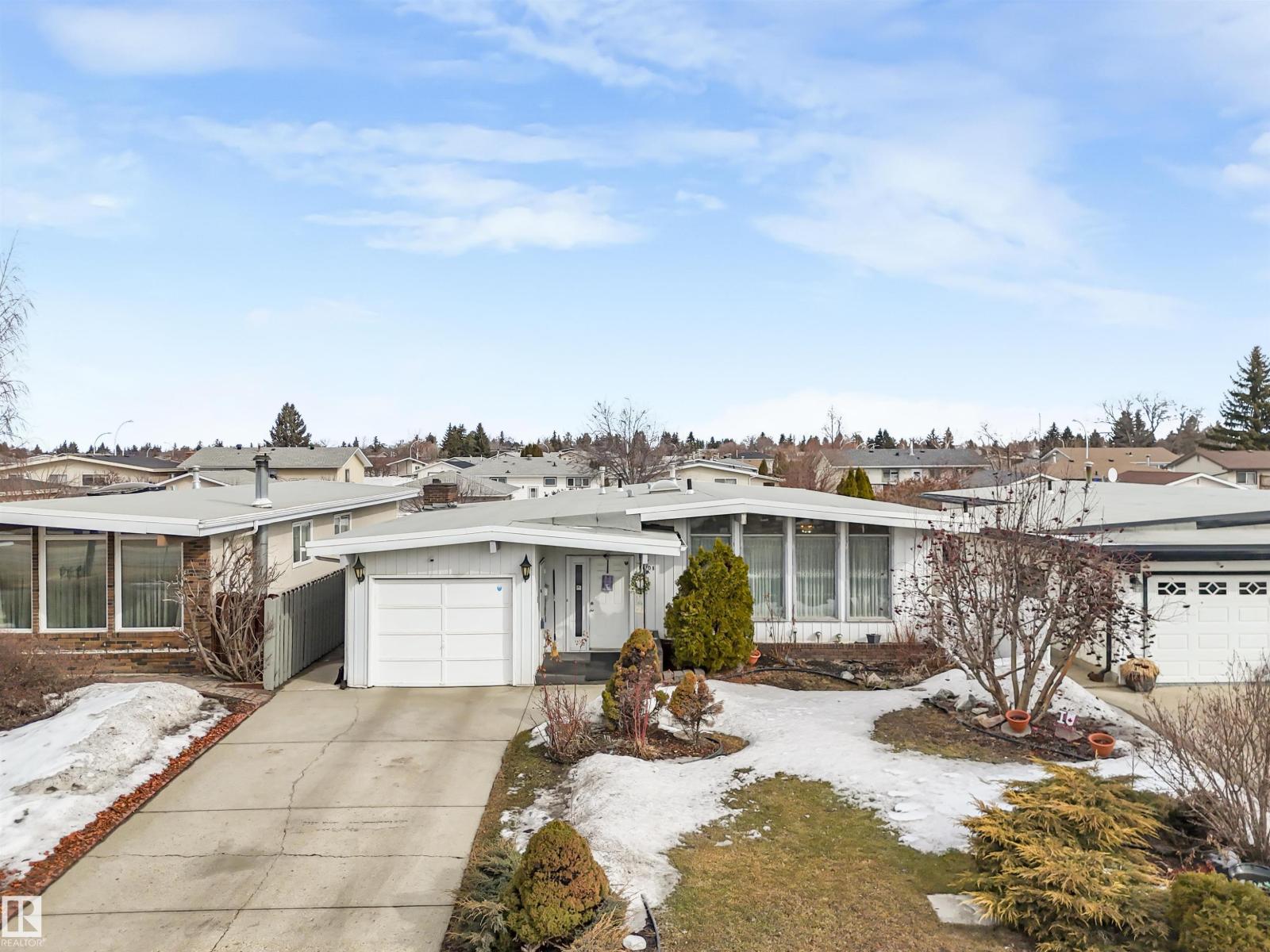 8608 137Ave AV NW, Edmonton
