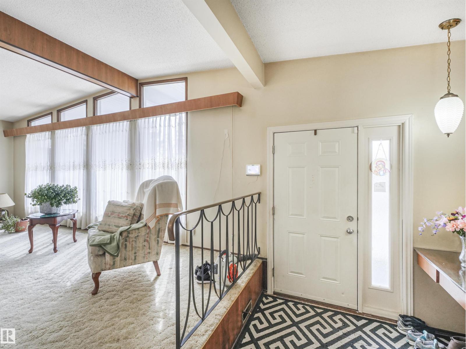 8608 137Ave AV NW, Edmonton