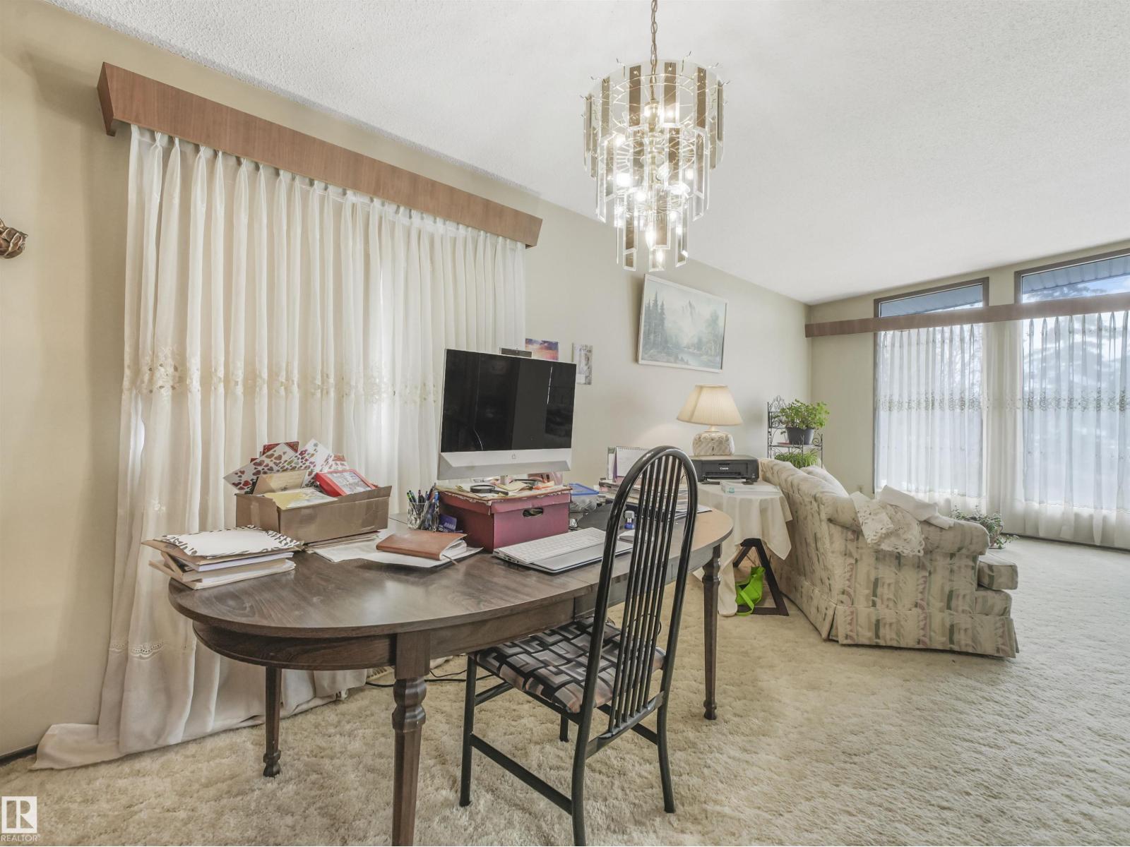 8608 137Ave AV NW, Edmonton