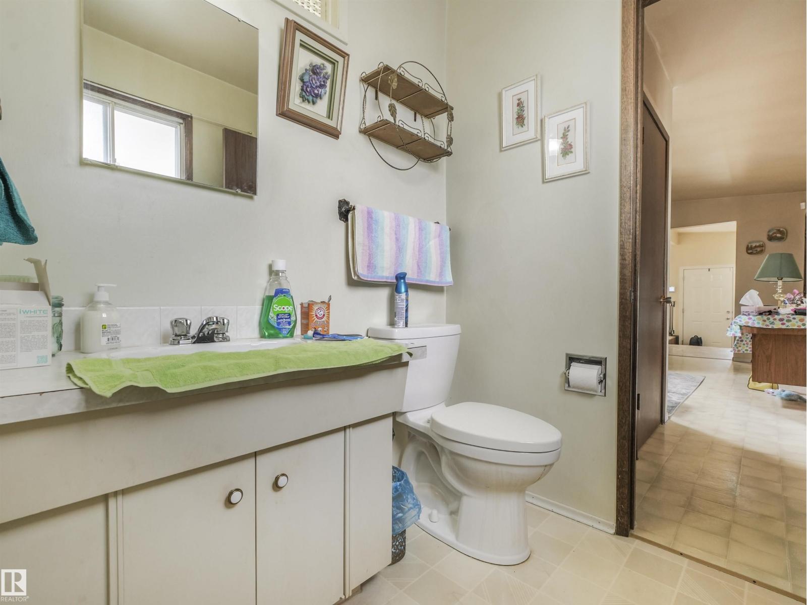 8608 137Ave AV NW, Edmonton