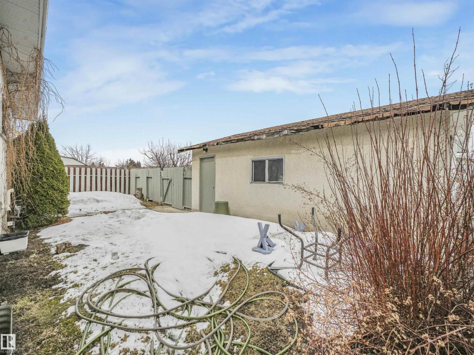 8608 137Ave AV NW, Edmonton