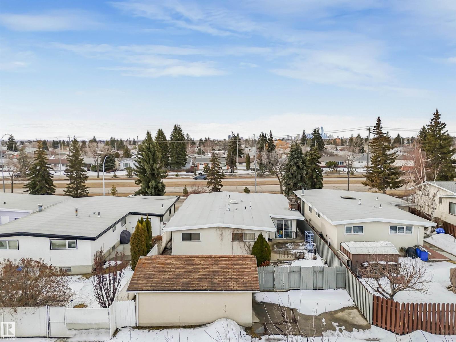 8608 137Ave AV NW, Edmonton