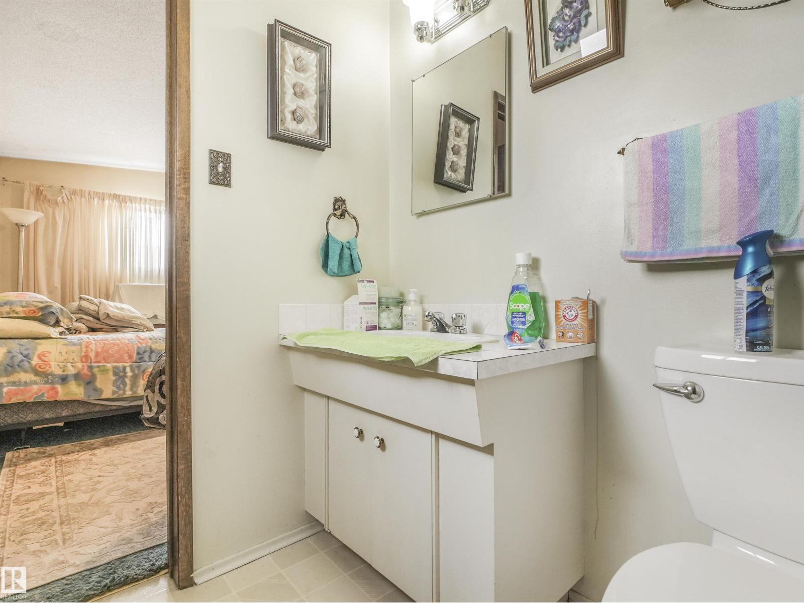 8608 137Ave AV NW, Edmonton