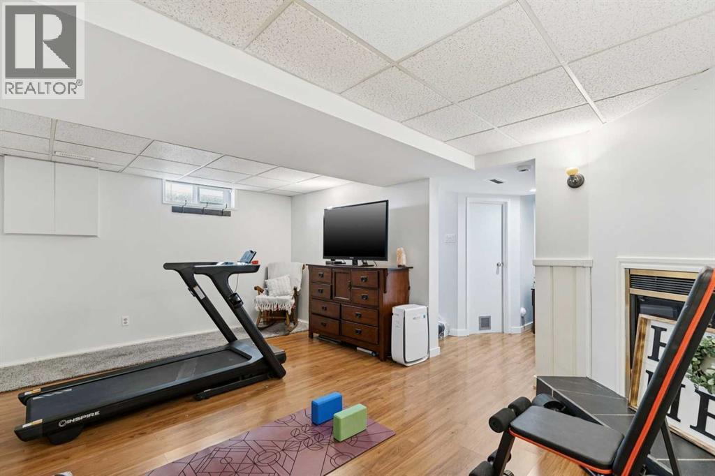 Single Family House Bungalow for Sale in    Avenue NE Marlborough Park Calgary 