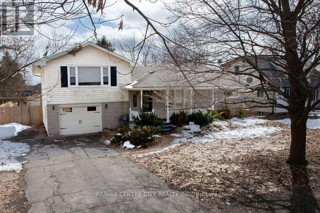 1231 SUNNINGDALE ROAD E - 1