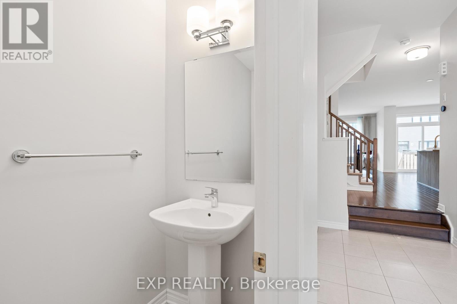 163 ANGELONIA CRESCENT - 4