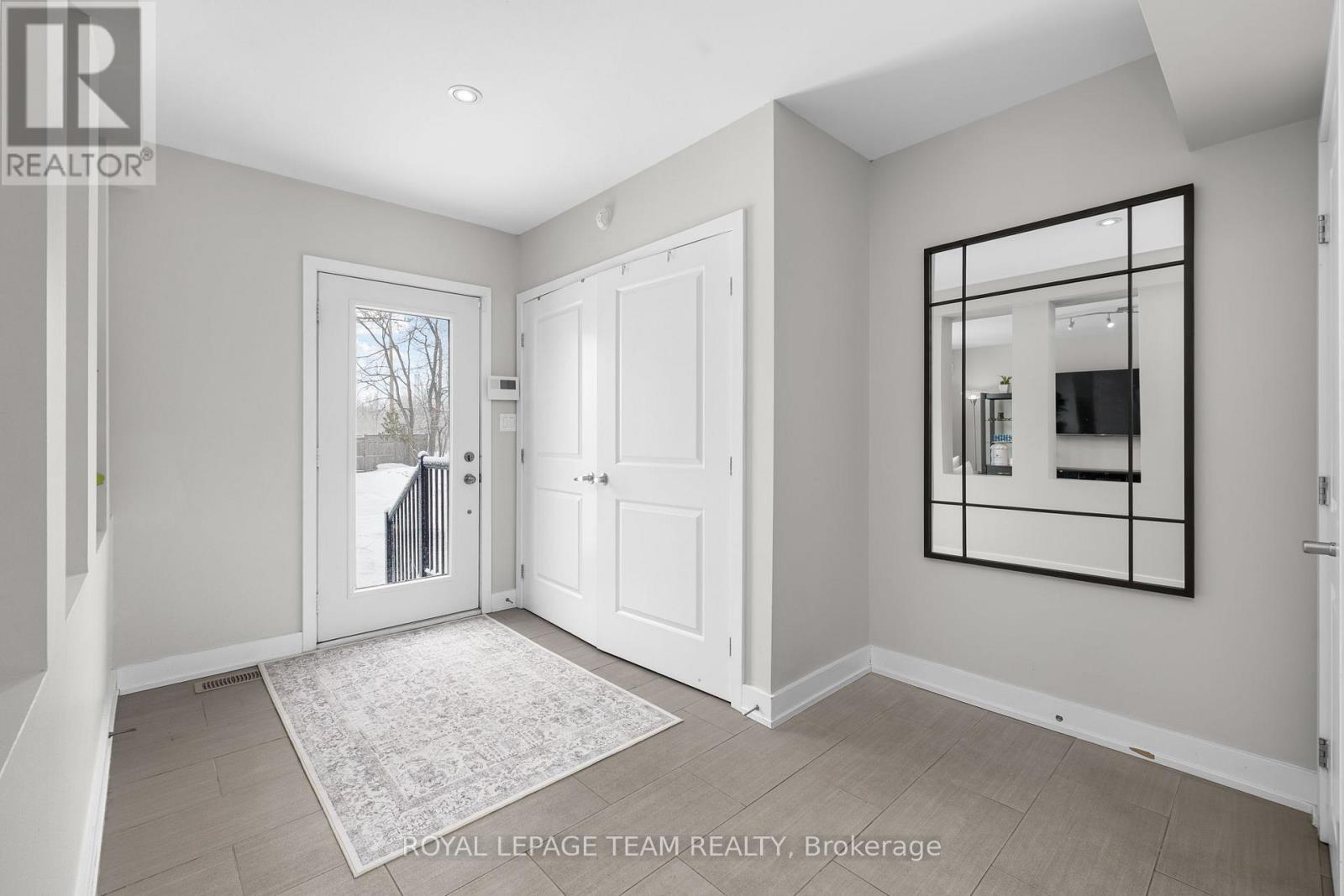 433 DAWSON AVENUE - 3
