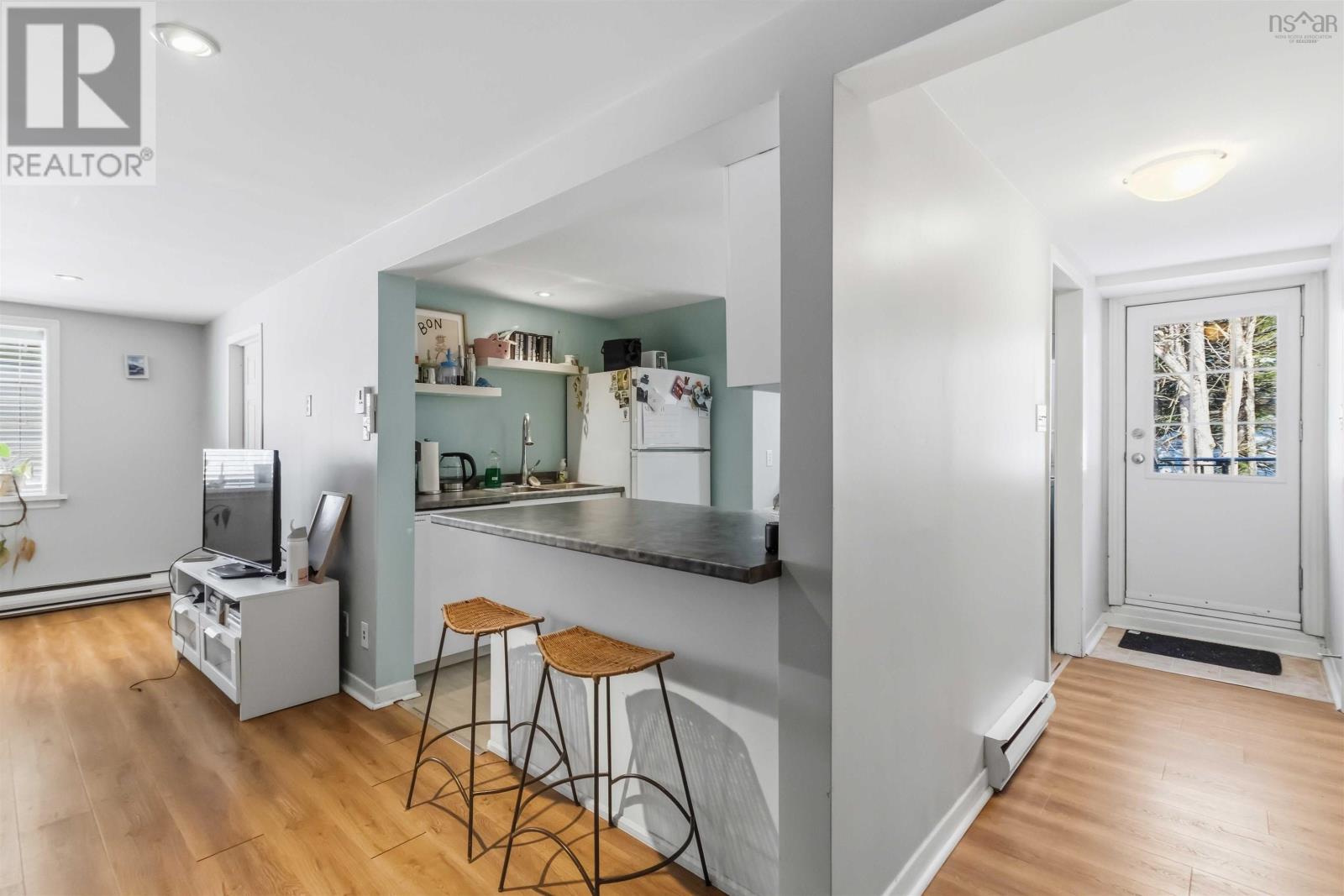 Property 19 of 34 of 12/14 Laurie Street