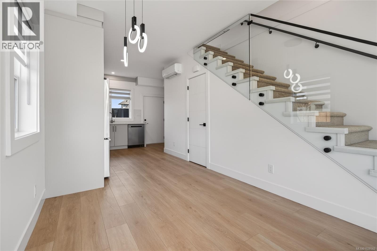 #1 704 Beaver Creek Blvd - 10