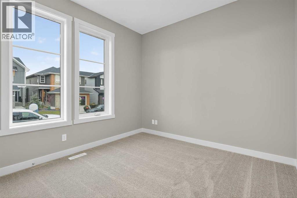 37 Southborough Lane, Cochrane