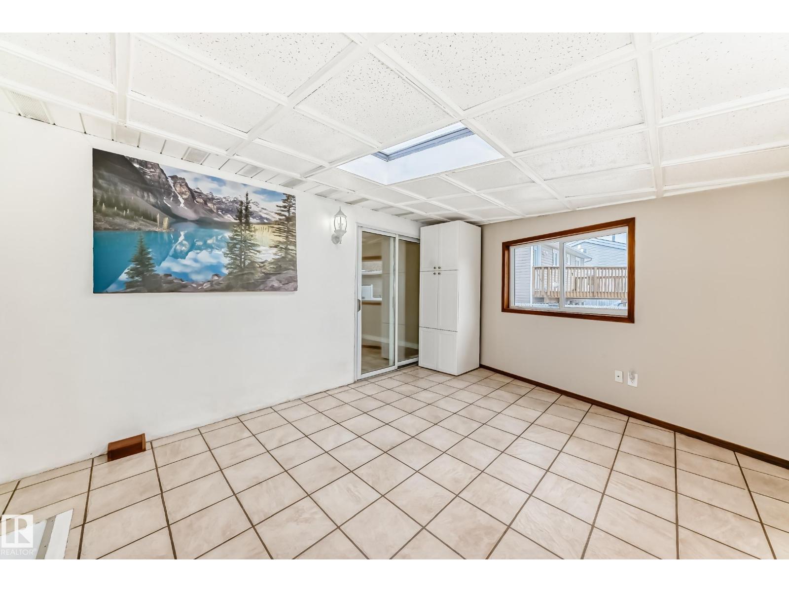 13332 25 ST NW, Edmonton