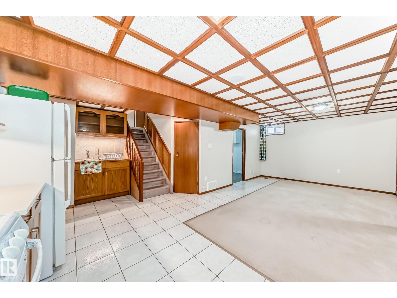 13332 25 ST NW, Edmonton