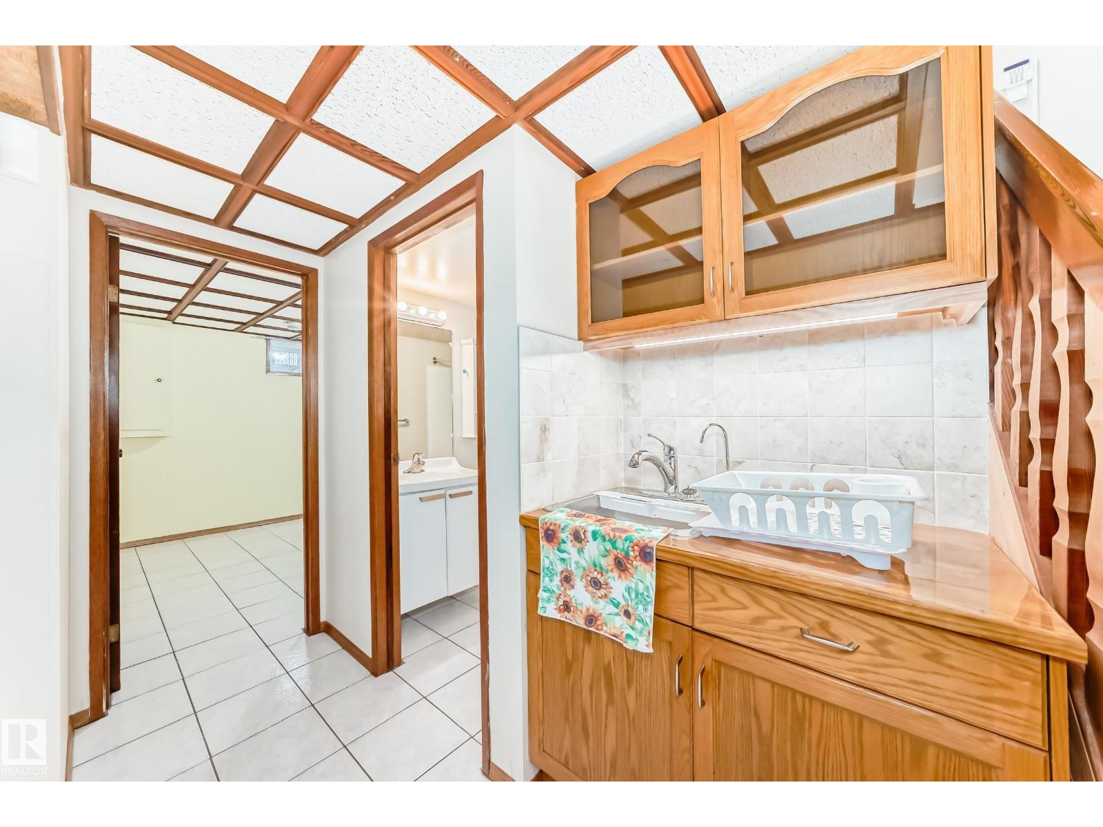 13332 25 ST NW, Edmonton