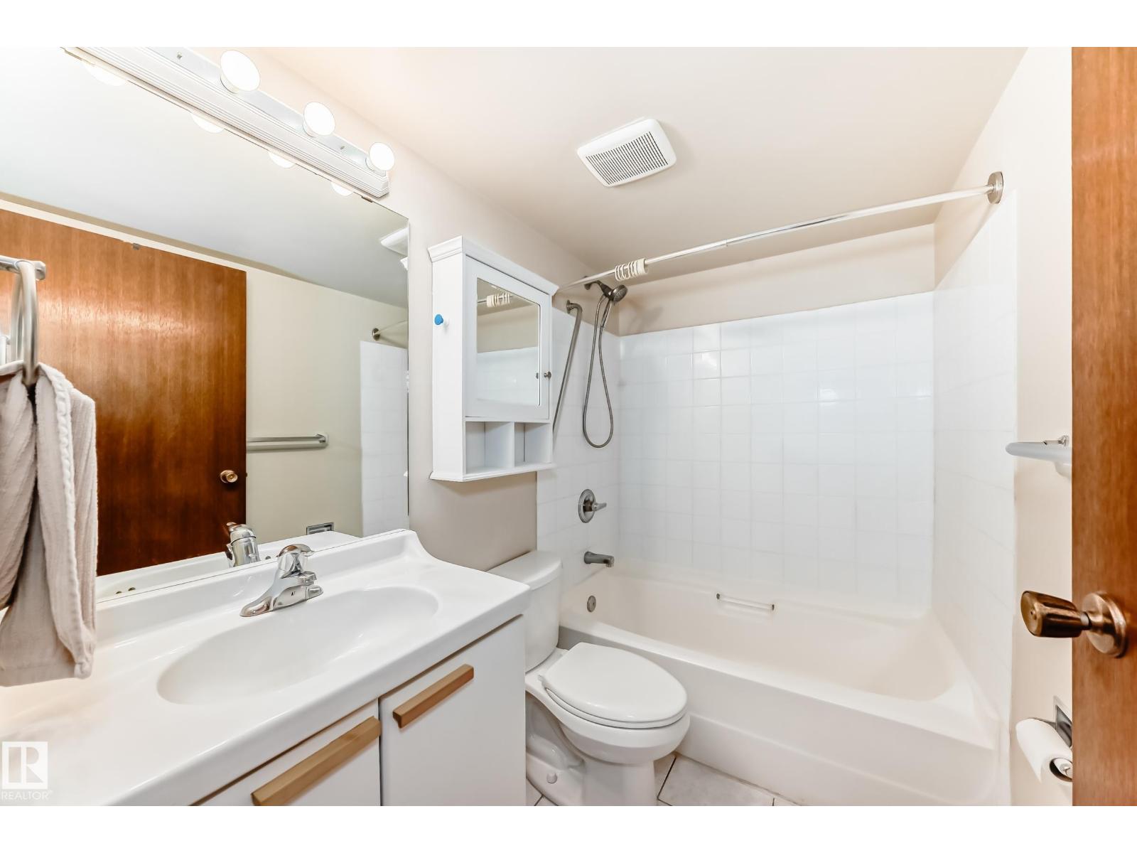 13332 25 ST NW, Edmonton