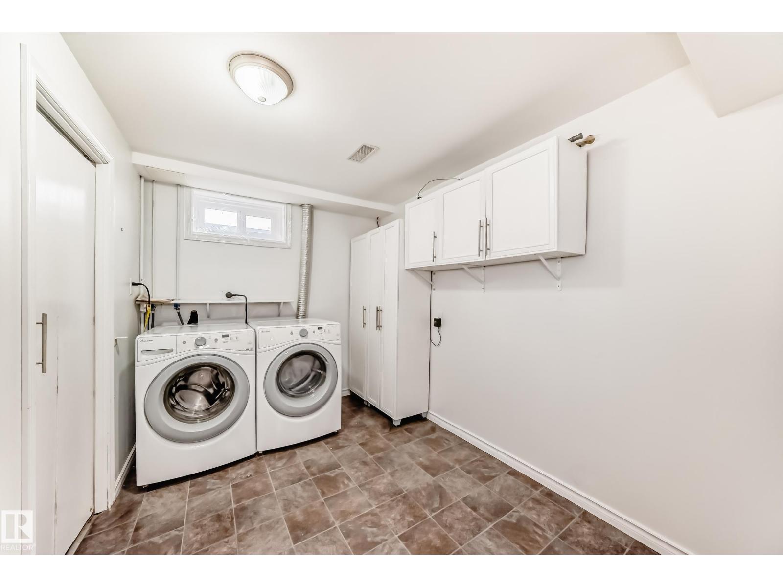 13332 25 ST NW, Edmonton