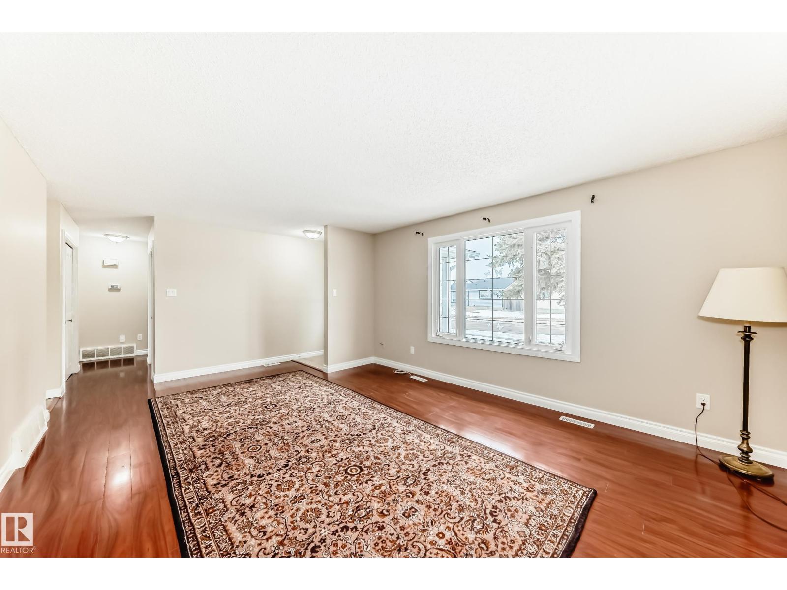 13332 25 ST NW, Edmonton