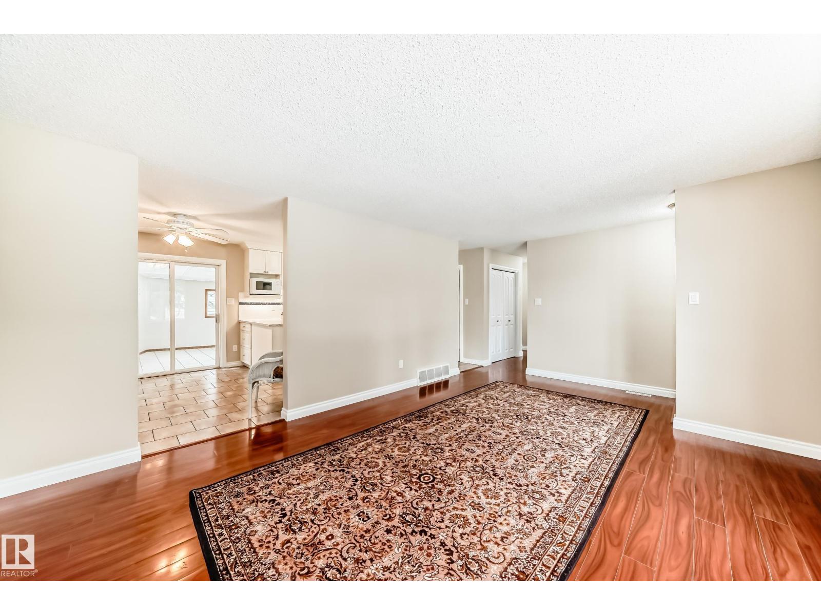 13332 25 ST NW, Edmonton