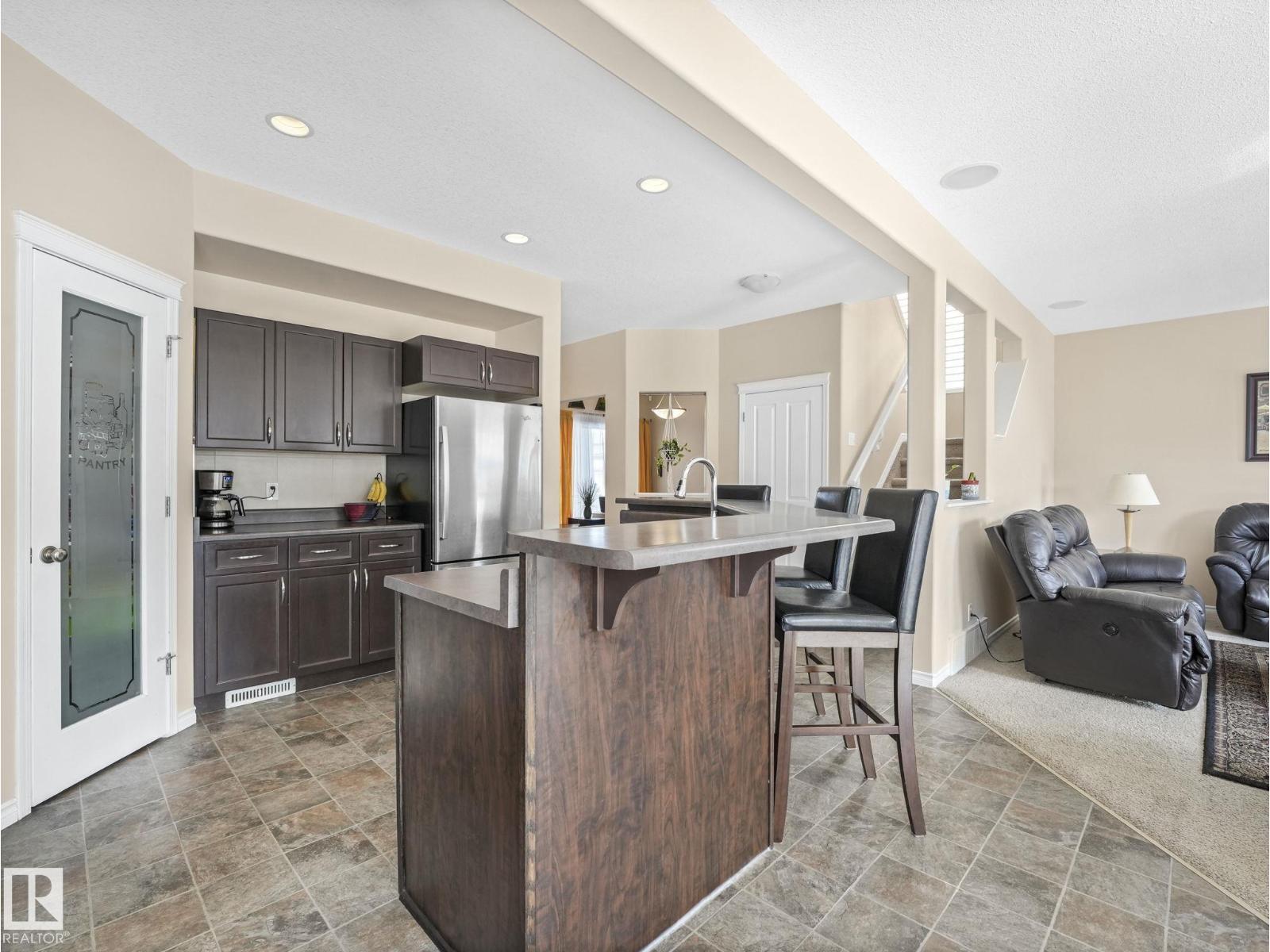 20759 58 AV NW, Edmonton