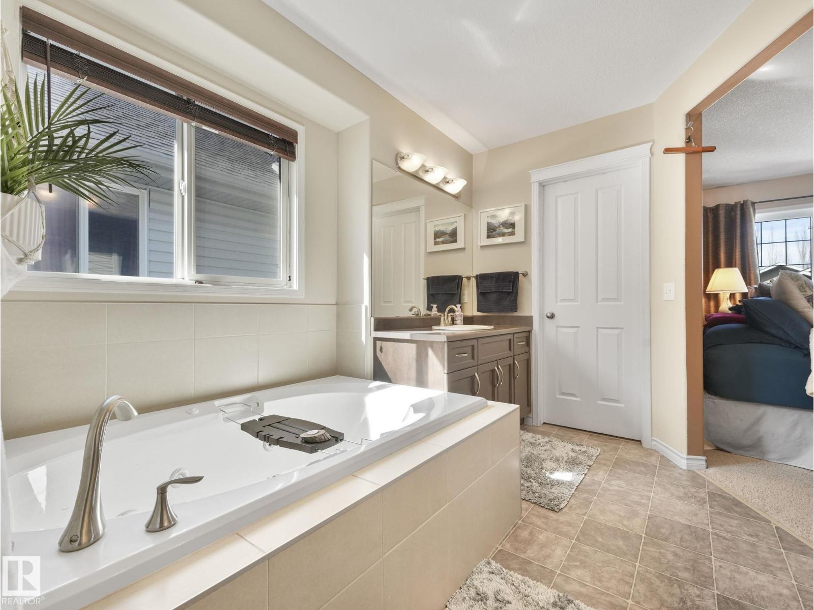 20759 58 AV NW, Edmonton