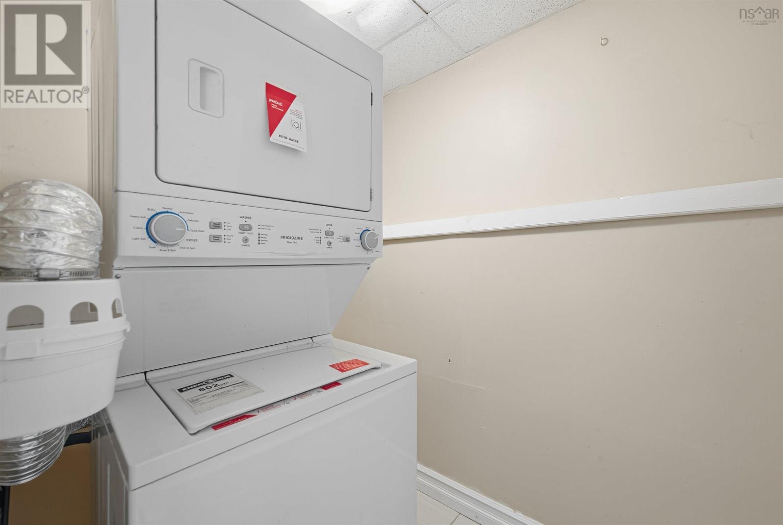 Property 25 of 47 of 27 Grove Avenue