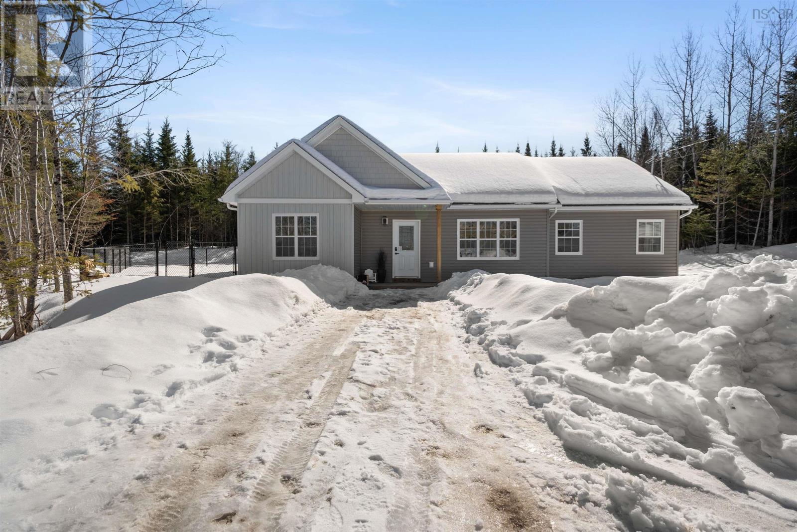 420 LAYS LAKE ROAD - Image 2