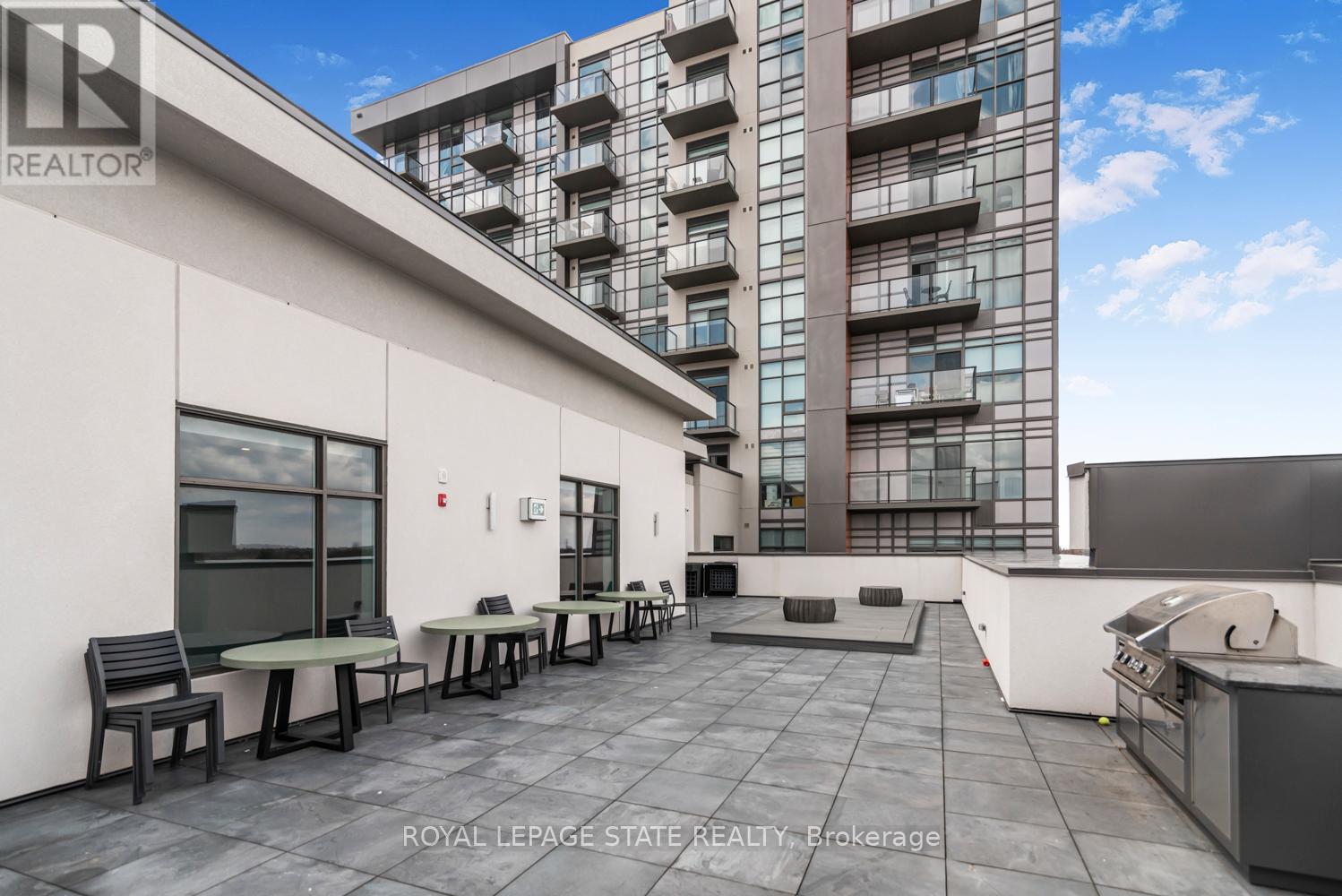 #1009 470 DUNDAS STREET E - 46