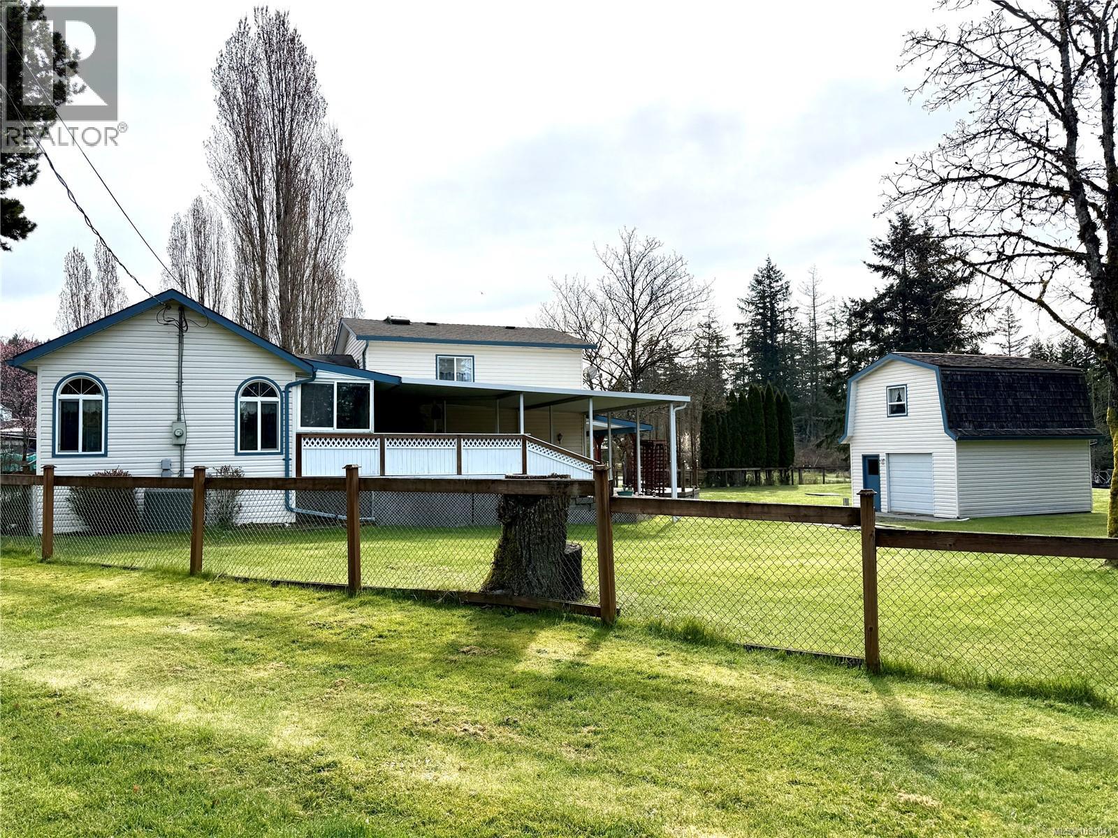 6131 Drinkwater Rd, Port Alberni