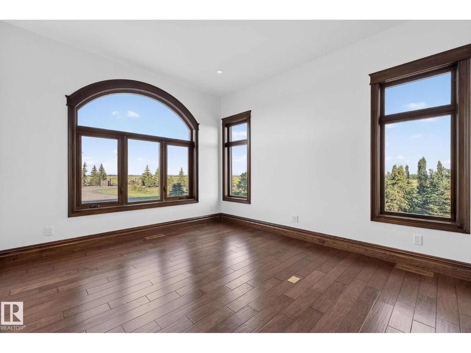 53524 RANGE ROAD 263A - 32