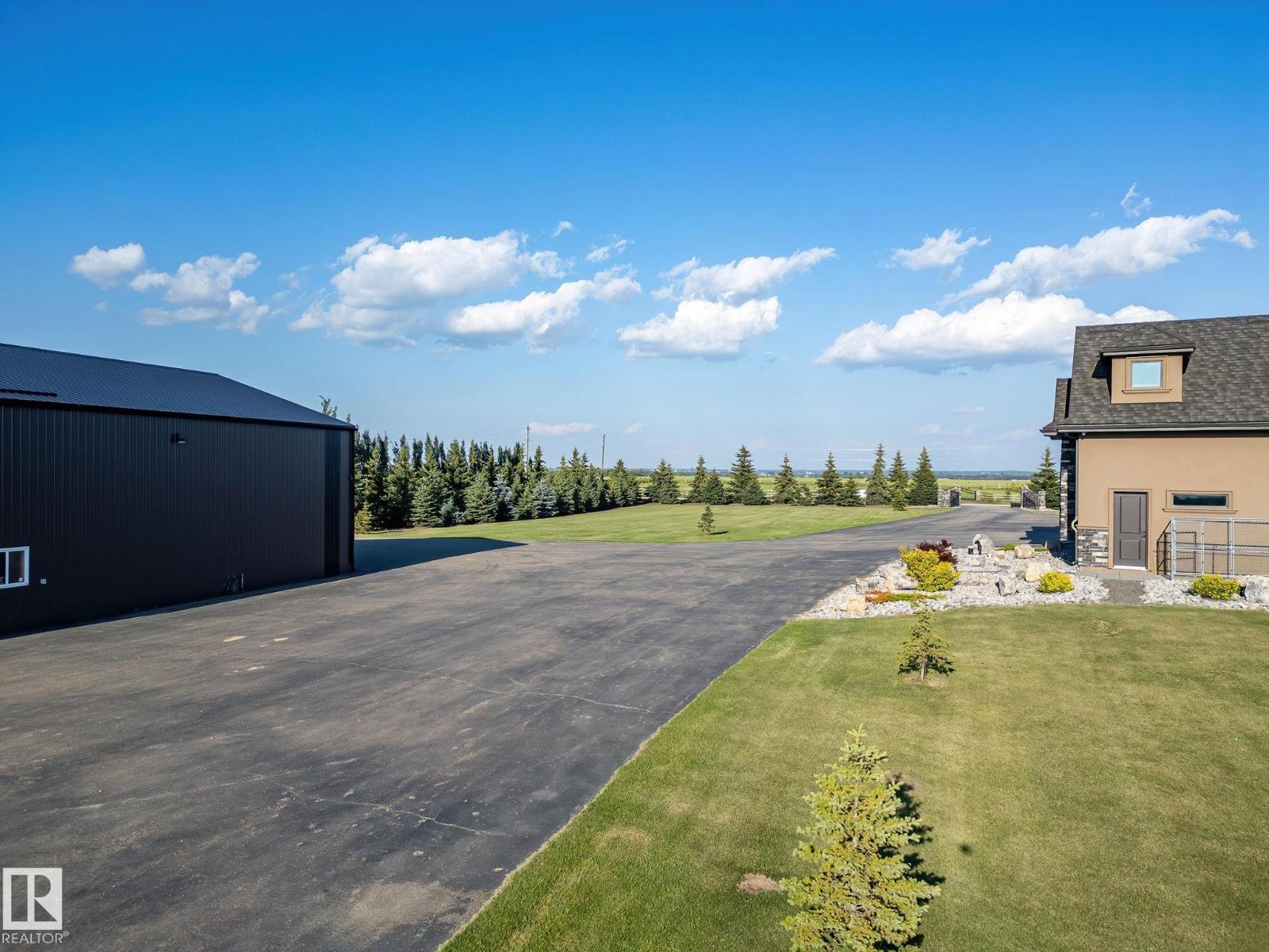 53524 RANGE ROAD 263A - 58