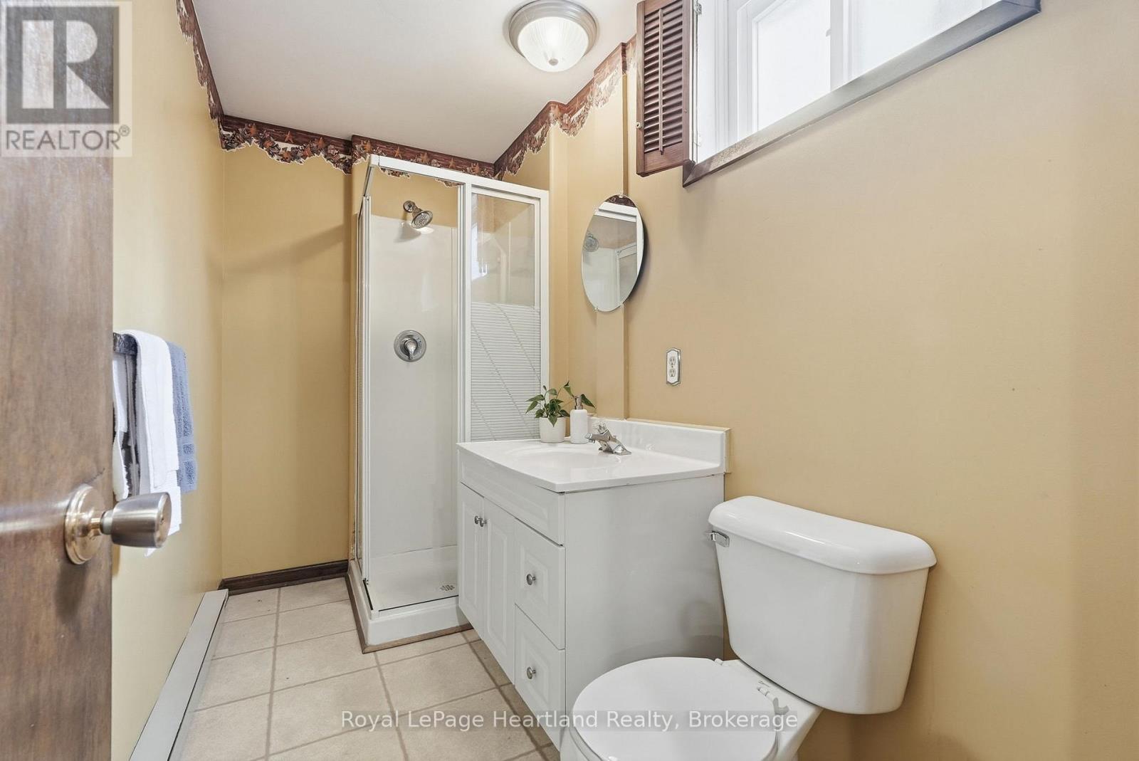 284 MANOR ROAD - 32