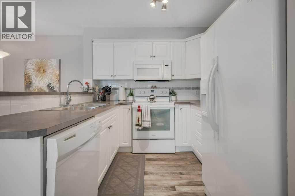 
          11 Chaparral Ridge Drive Southeast
            <br/>
            <span>Calgary</span>
            , 
            <span>AB</span>
             <span>T2X3P7</span>
         - Photo 7