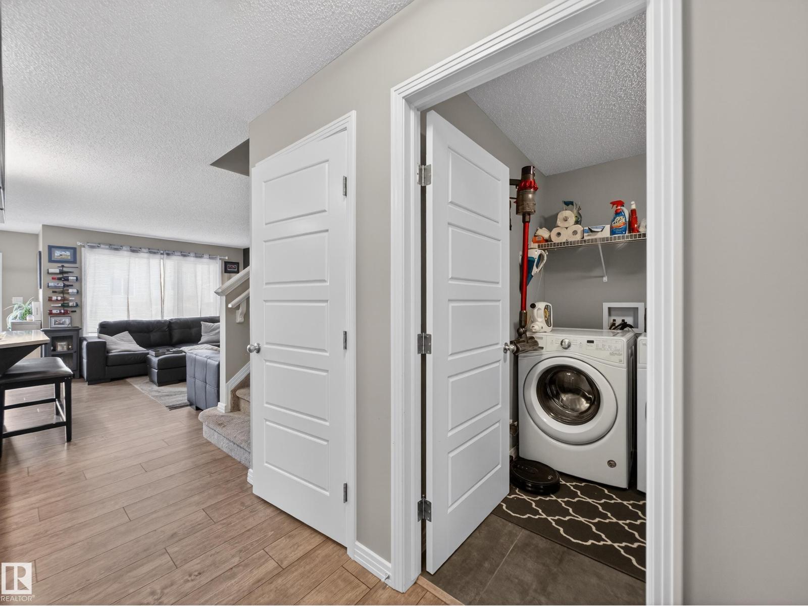 4465 5A ST NW, Edmonton