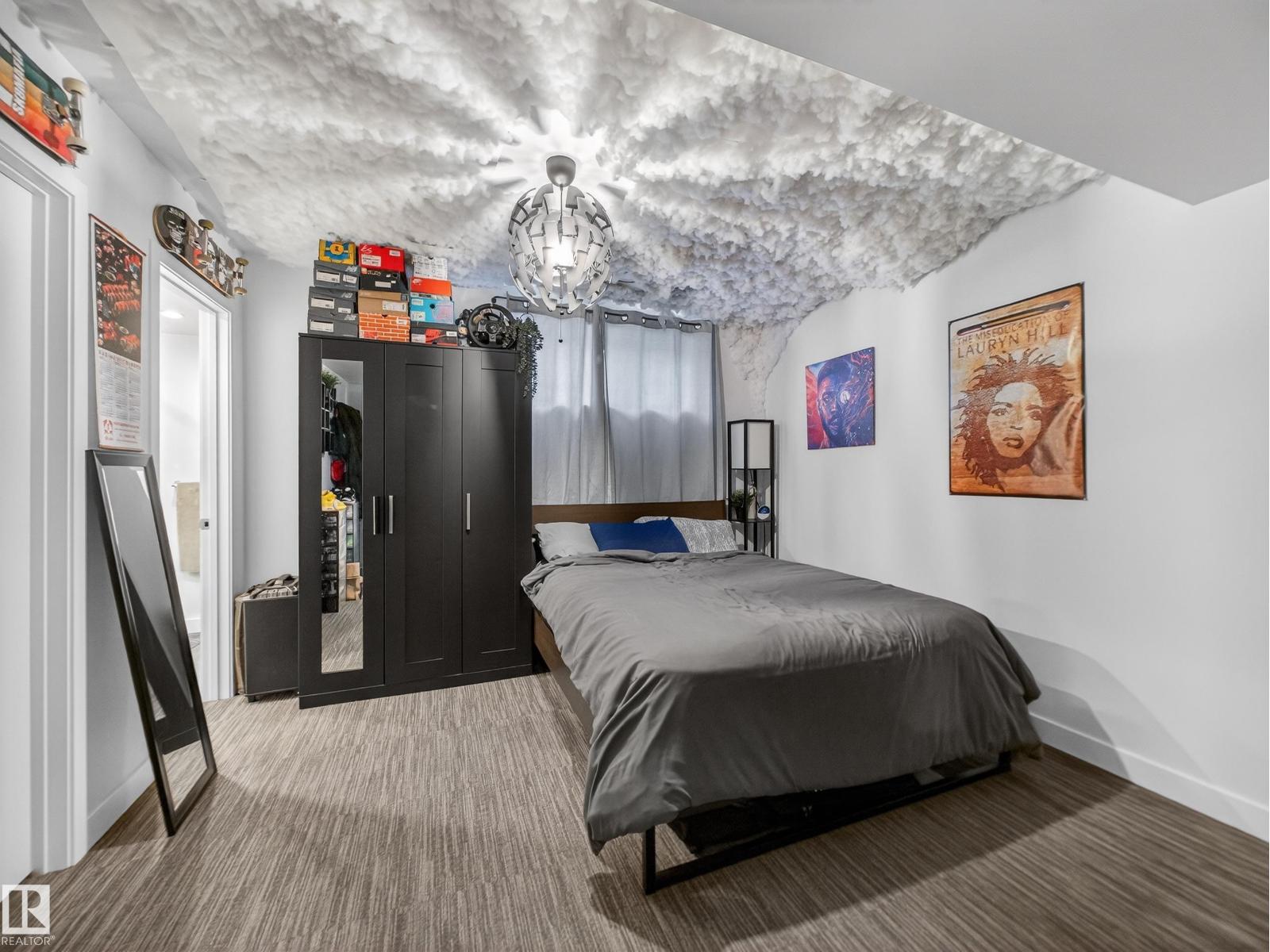 4465 5A ST NW, Edmonton