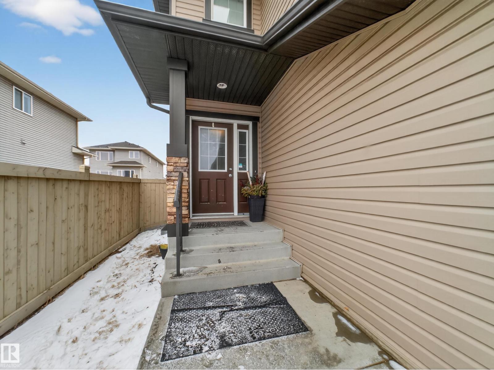 4465 5A ST NW, Edmonton