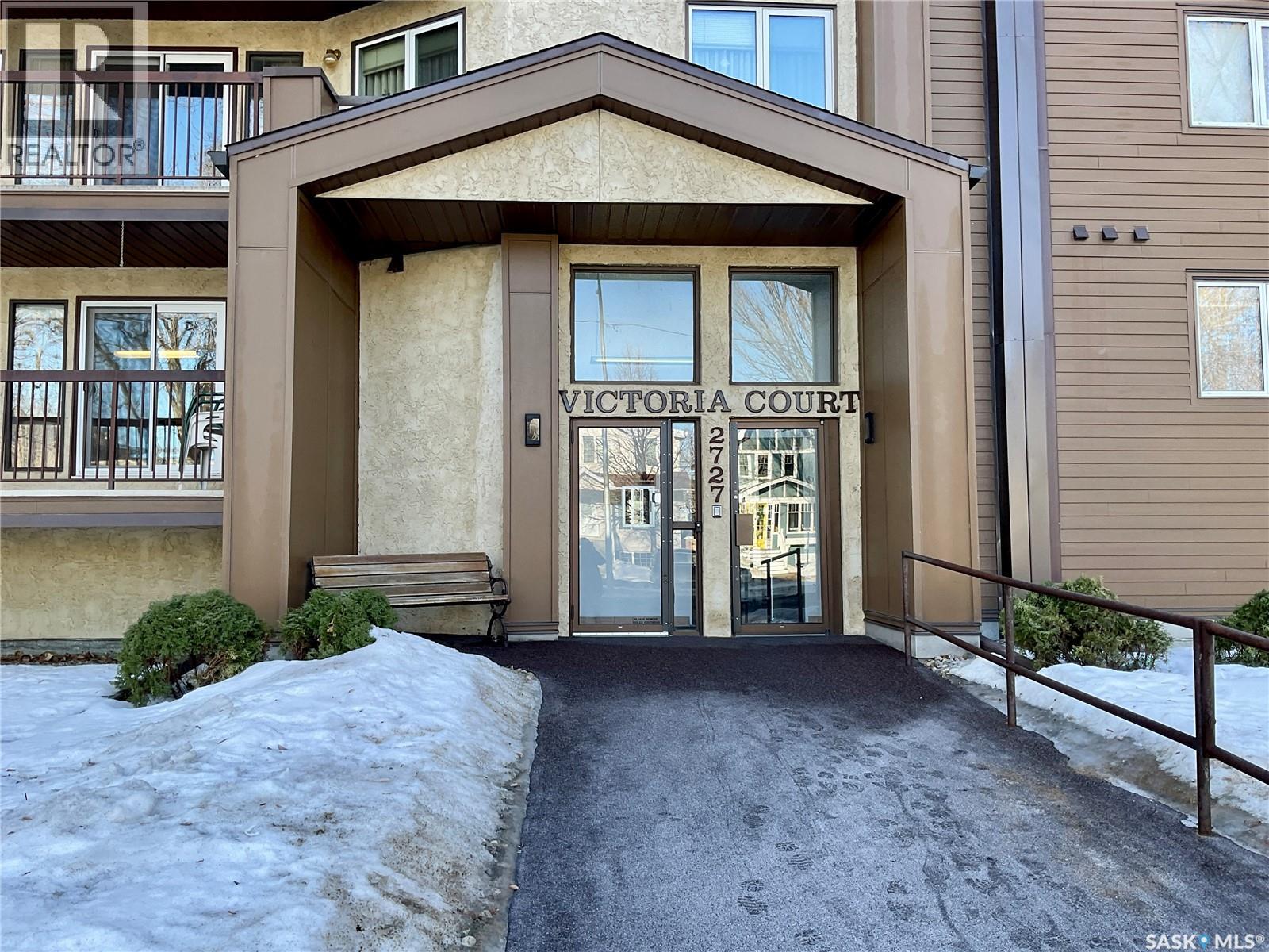 #107 2727 VICTORIA AVENUE - 2