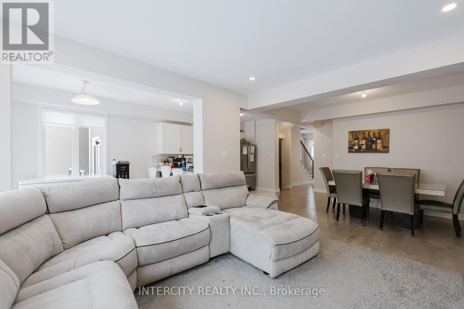 124 HACKAMORE CRESCENT - 15