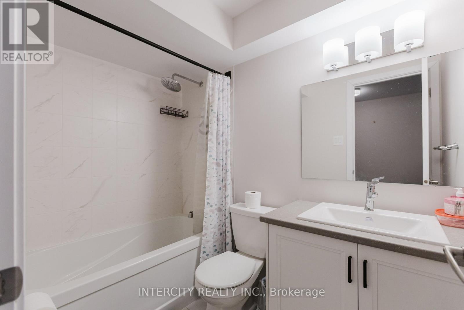 124 HACKAMORE CRESCENT - 41