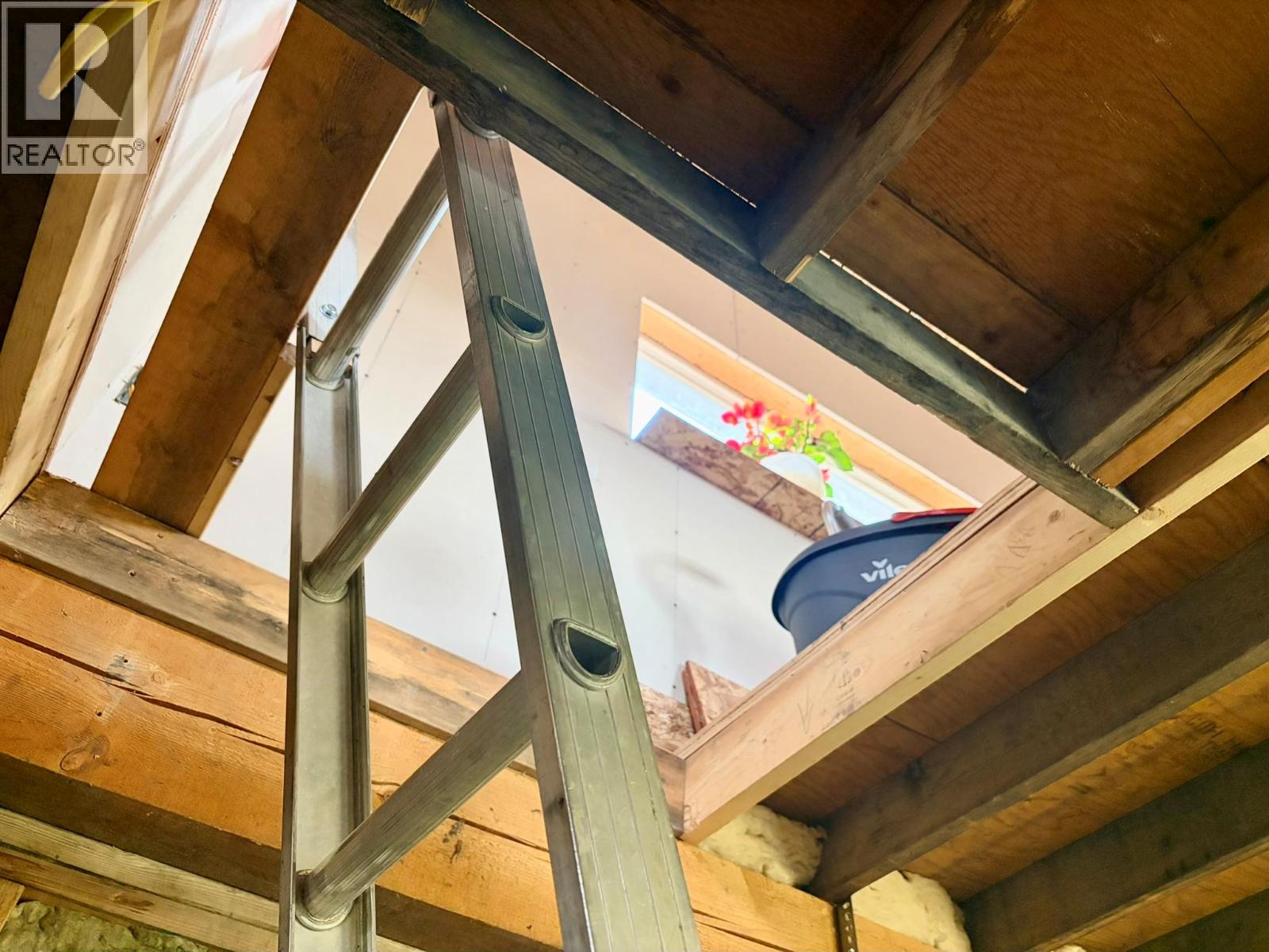 5521 BOULDER MOUNTAIN ROAD - 17