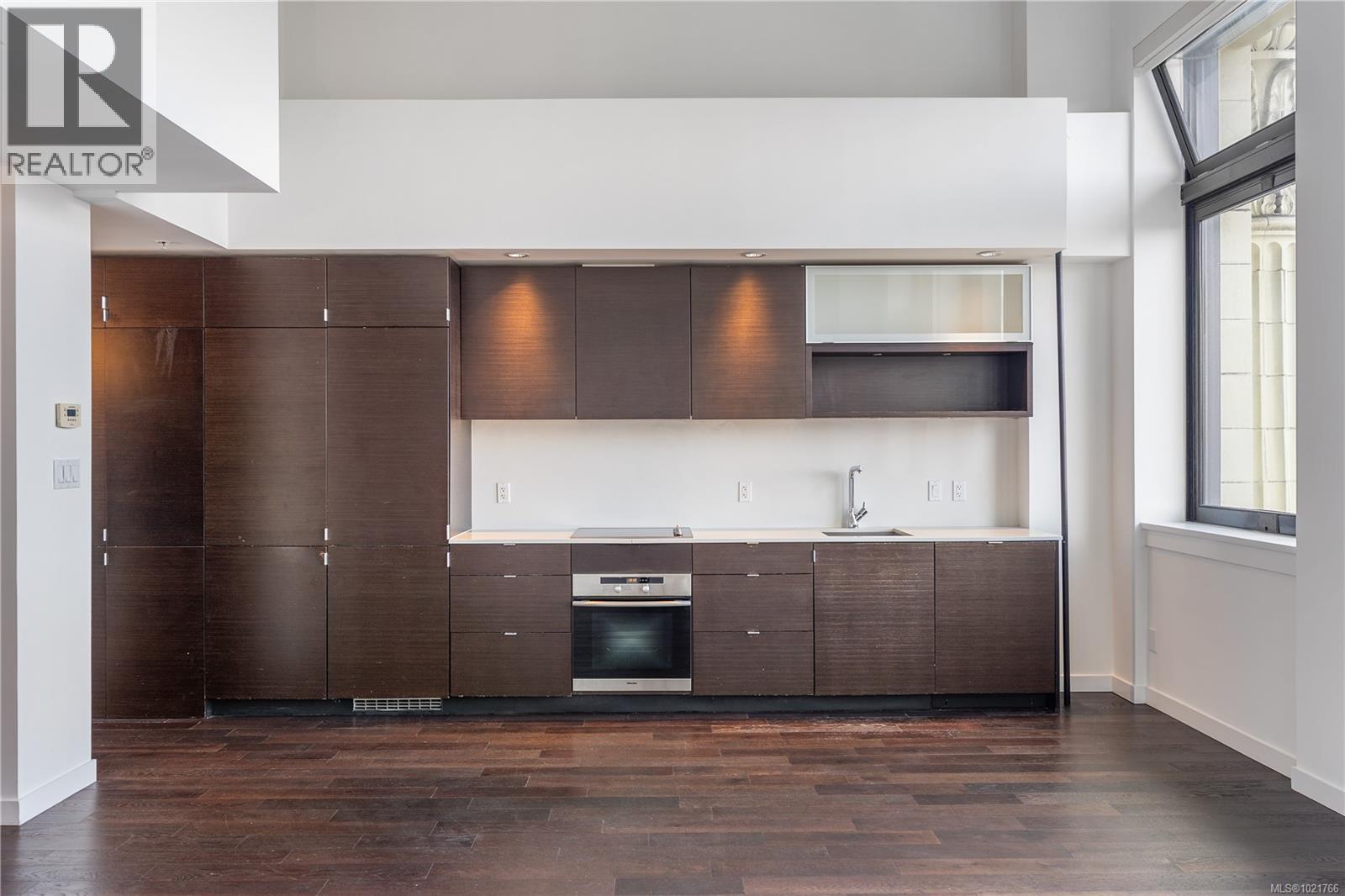 #416 770 FISGARD ST - 8