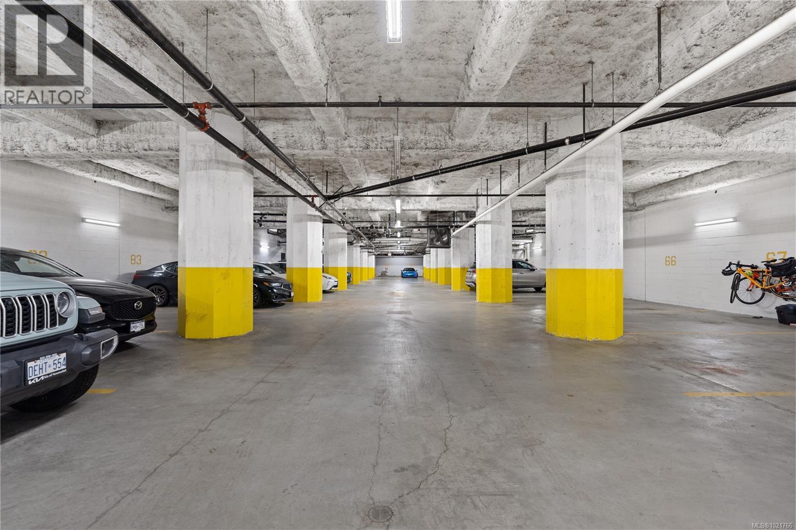 #416 770 FISGARD ST - 34