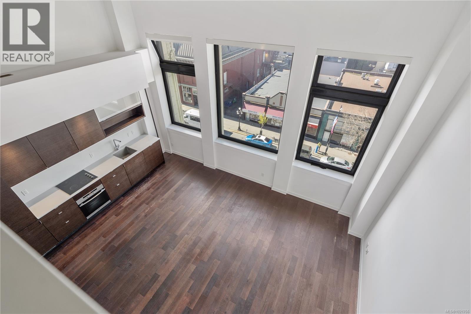 #416 770 FISGARD ST - 4