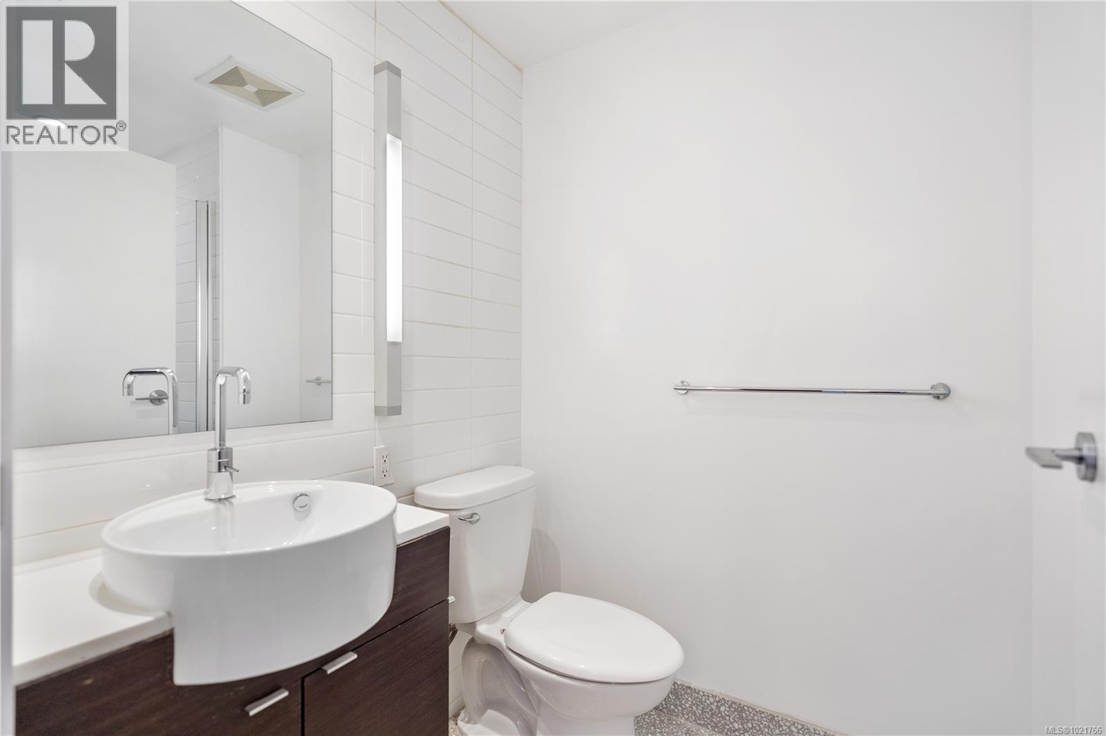 #416 770 FISGARD ST - 16