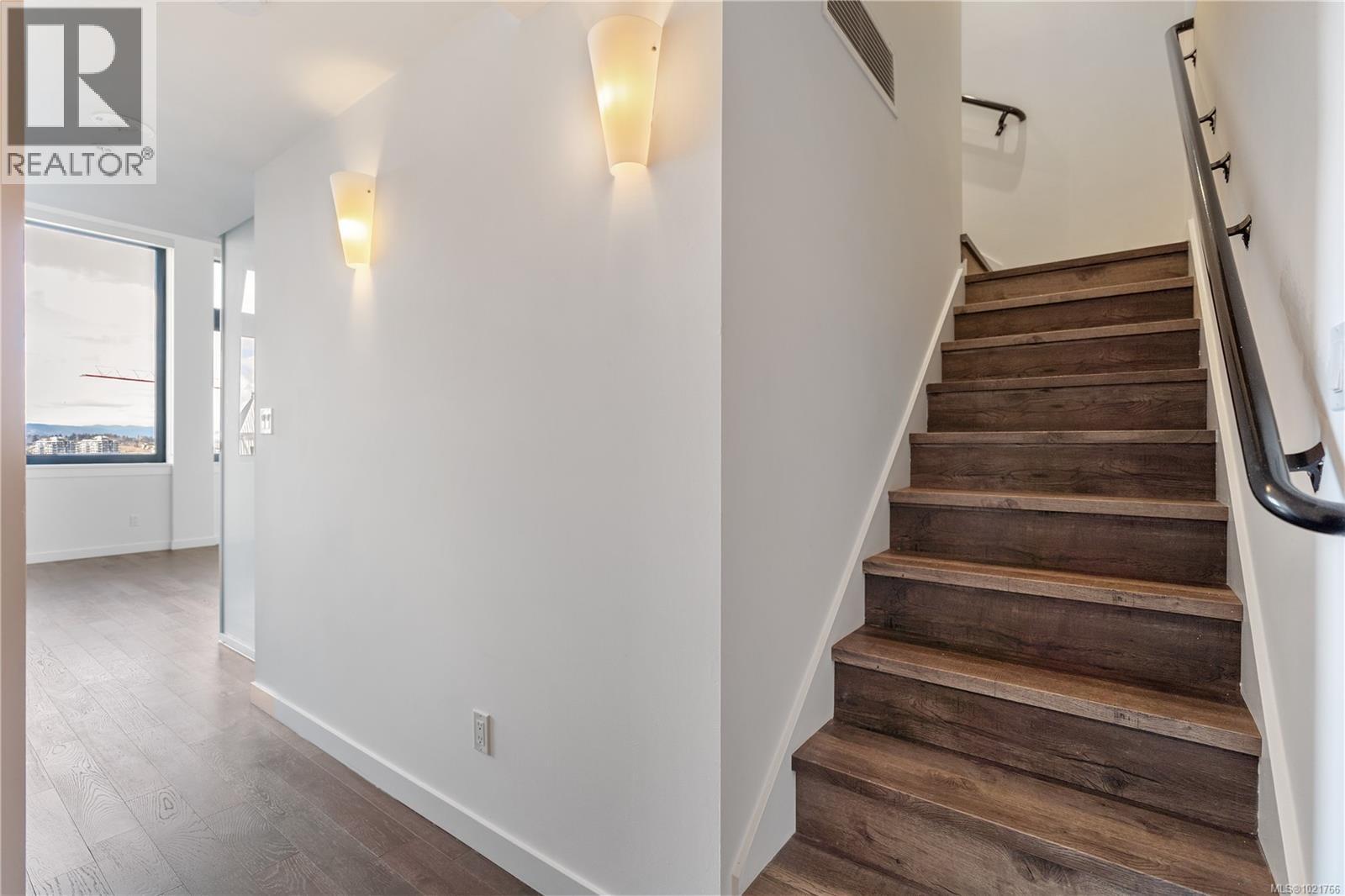 #416 770 FISGARD ST - 46