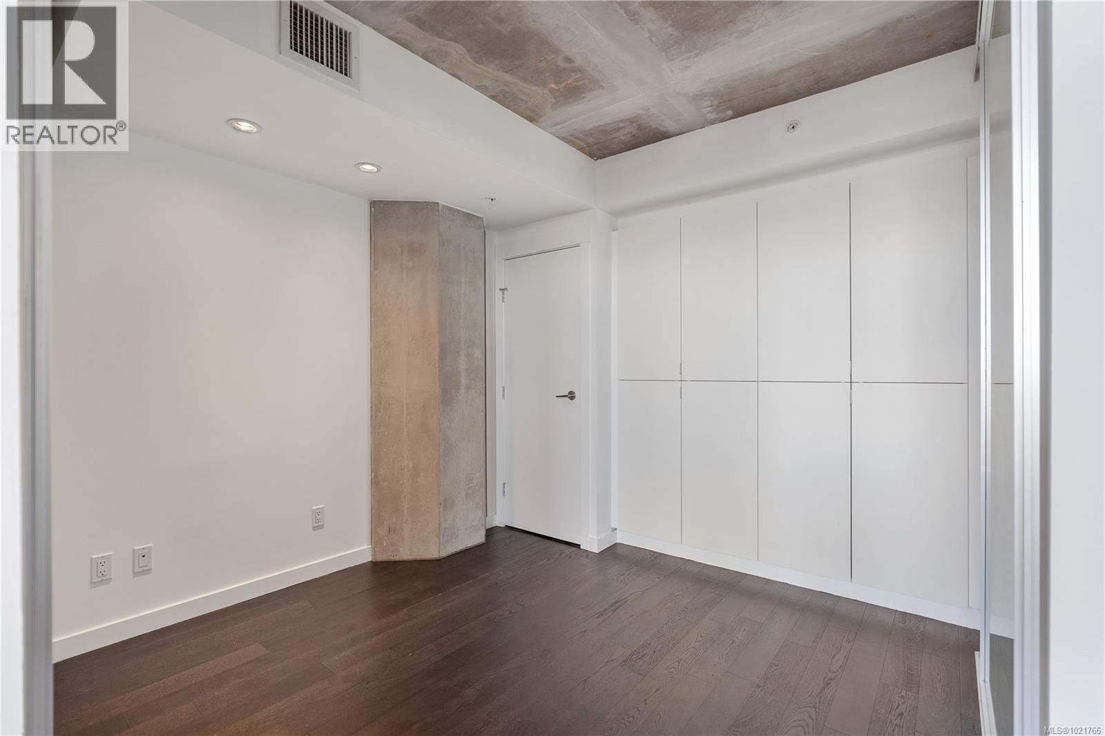 #416 770 FISGARD ST - 51