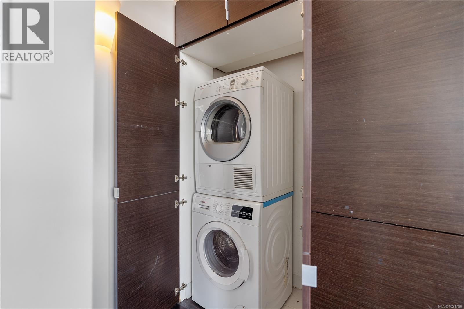 #416 770 FISGARD ST - 48