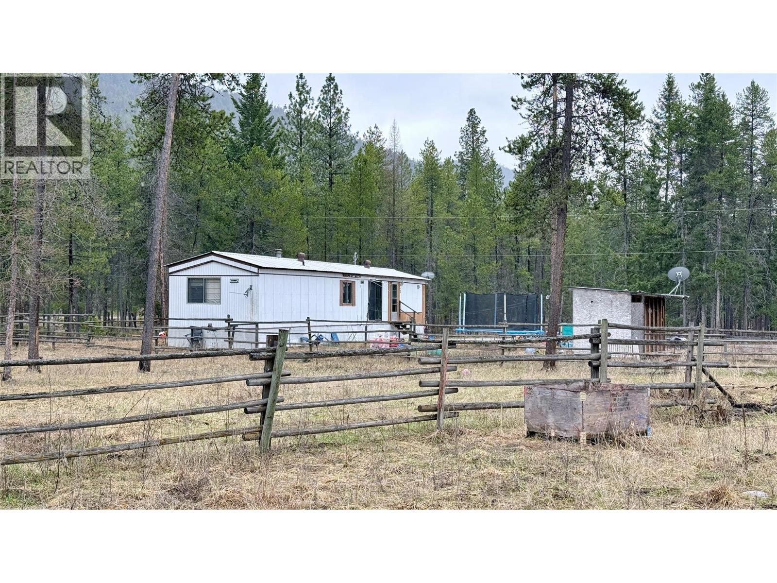 11 Haggen Road, Beaverdell